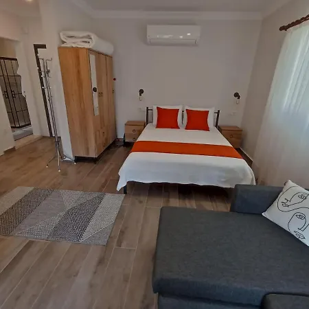 Hotel apartamentowy Gocek Flora Suites *