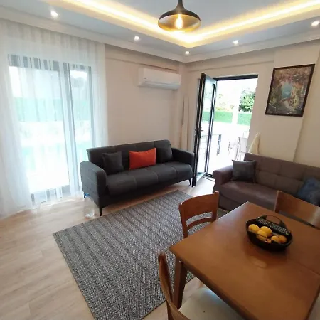 Hotel apartamentowy Gocek Flora Suites